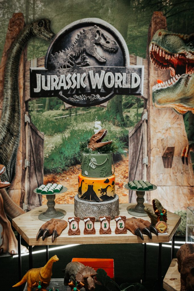 decoração de festa infantil jurassic park em curitiba